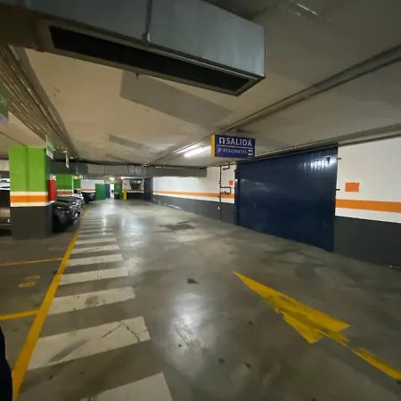 Acogedor Piso Con Parking Santa Justa Appartement Sevilla Buitenkant foto