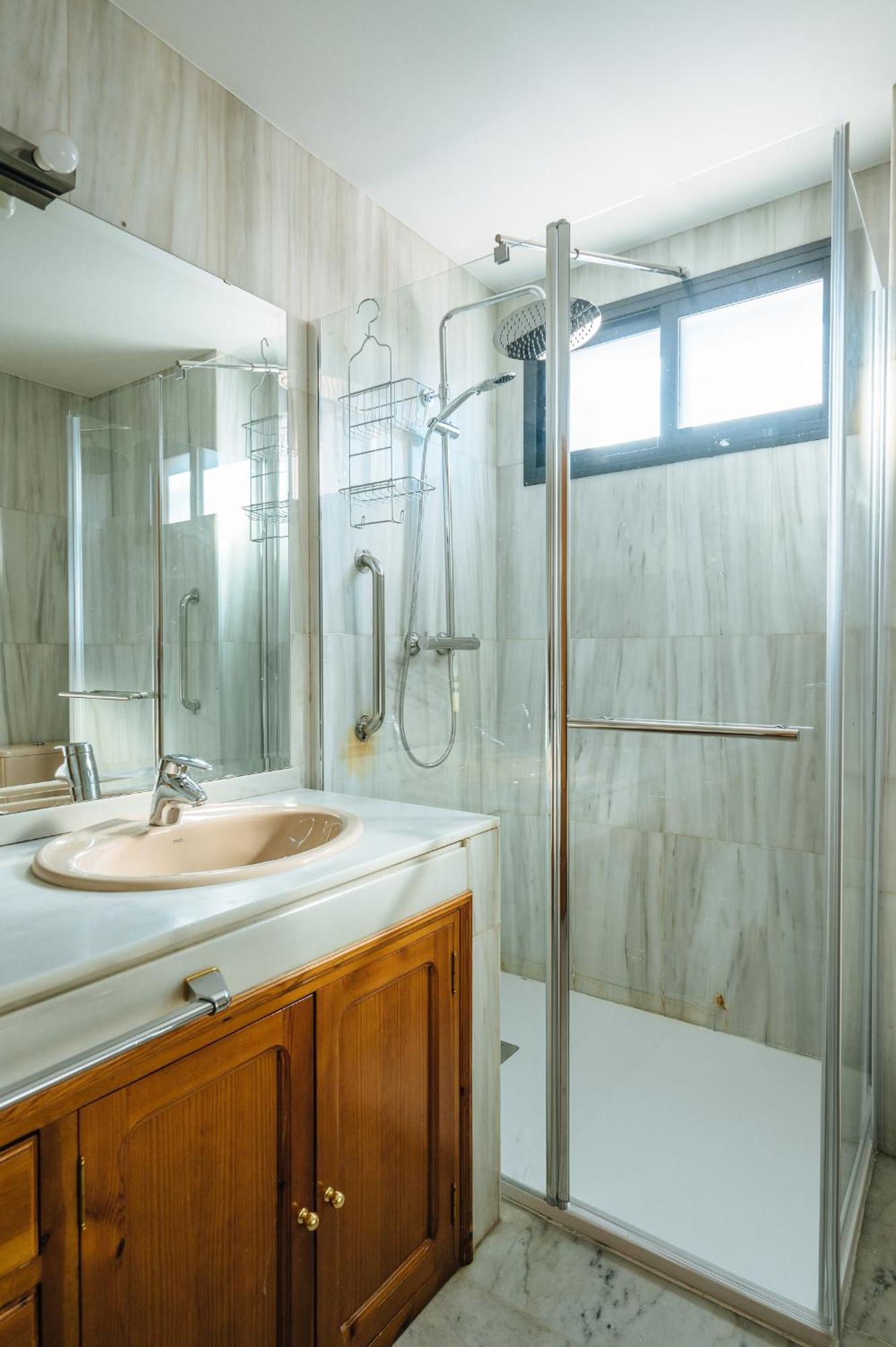 Acogedor Piso Con Parking Santa Justa Apartament