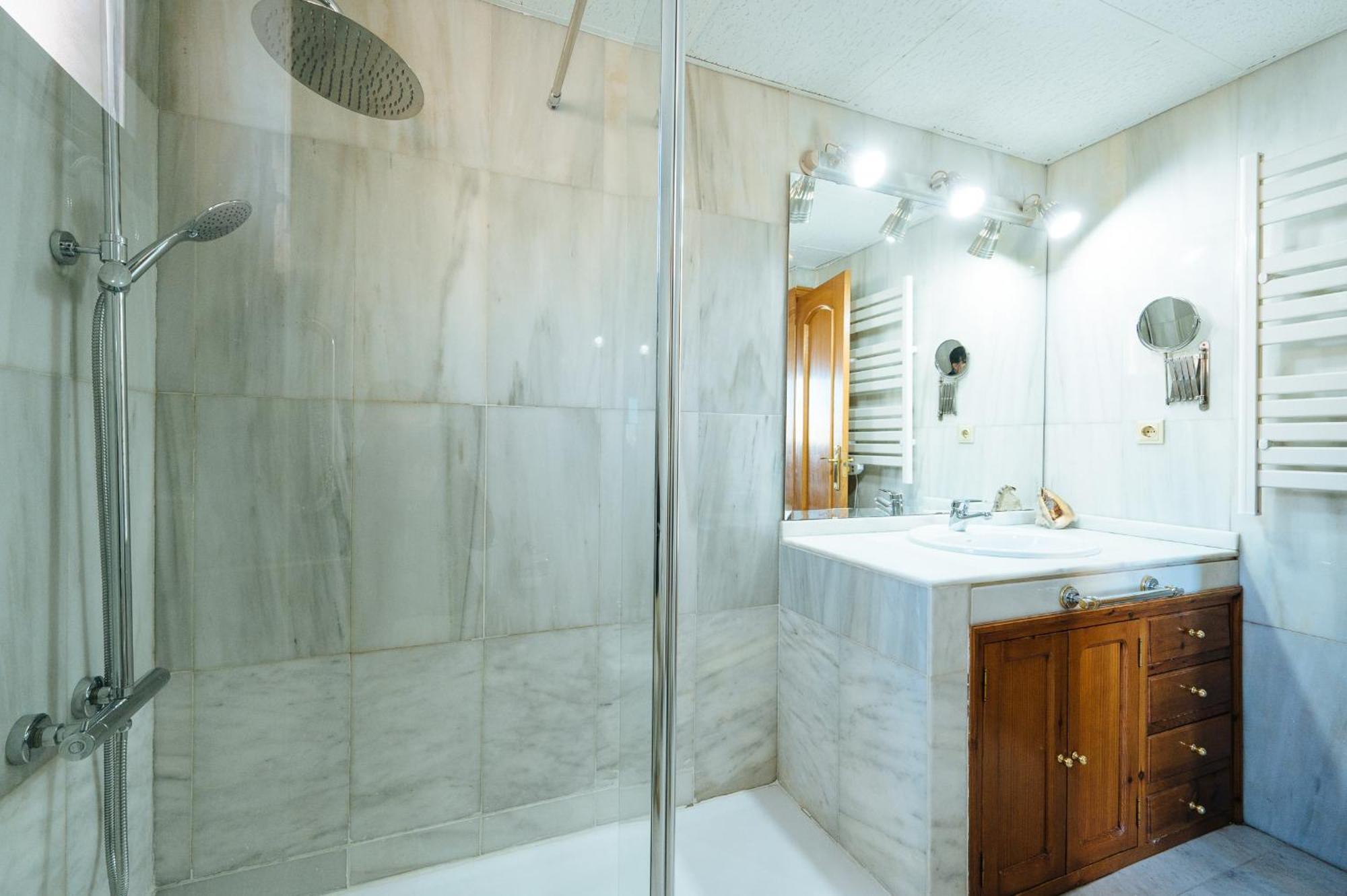 Apartament Acogedor Piso Con Parking Santa Justa *